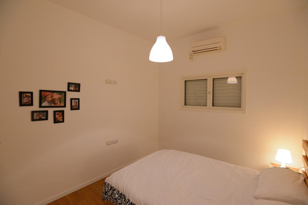 Arlozorov Bat Yam Beach Zimmer foto